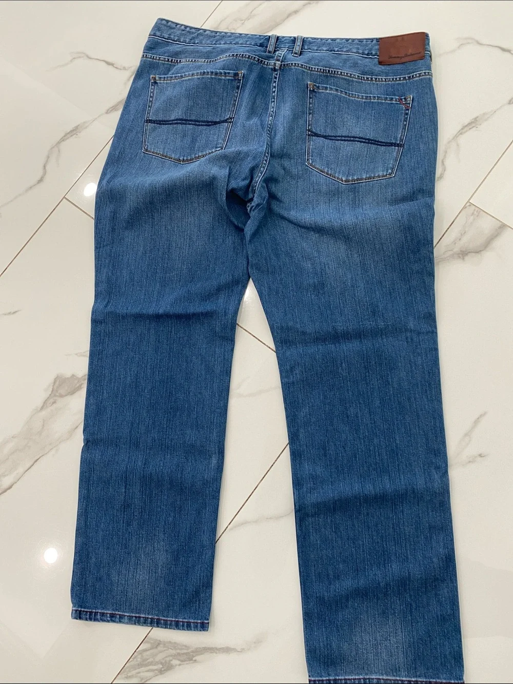 Tommy Bahama Men's Straight Leg Medium Blue Jeans